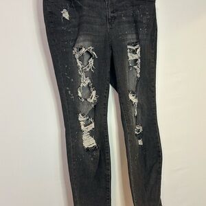 Judy Blue Black Distressed Boyfriend Jeans